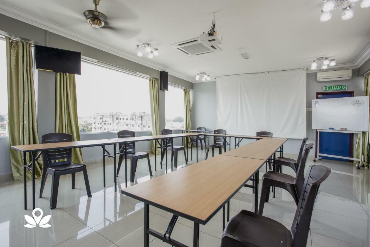 Coastal Park Hotel 말라카 외부 사진